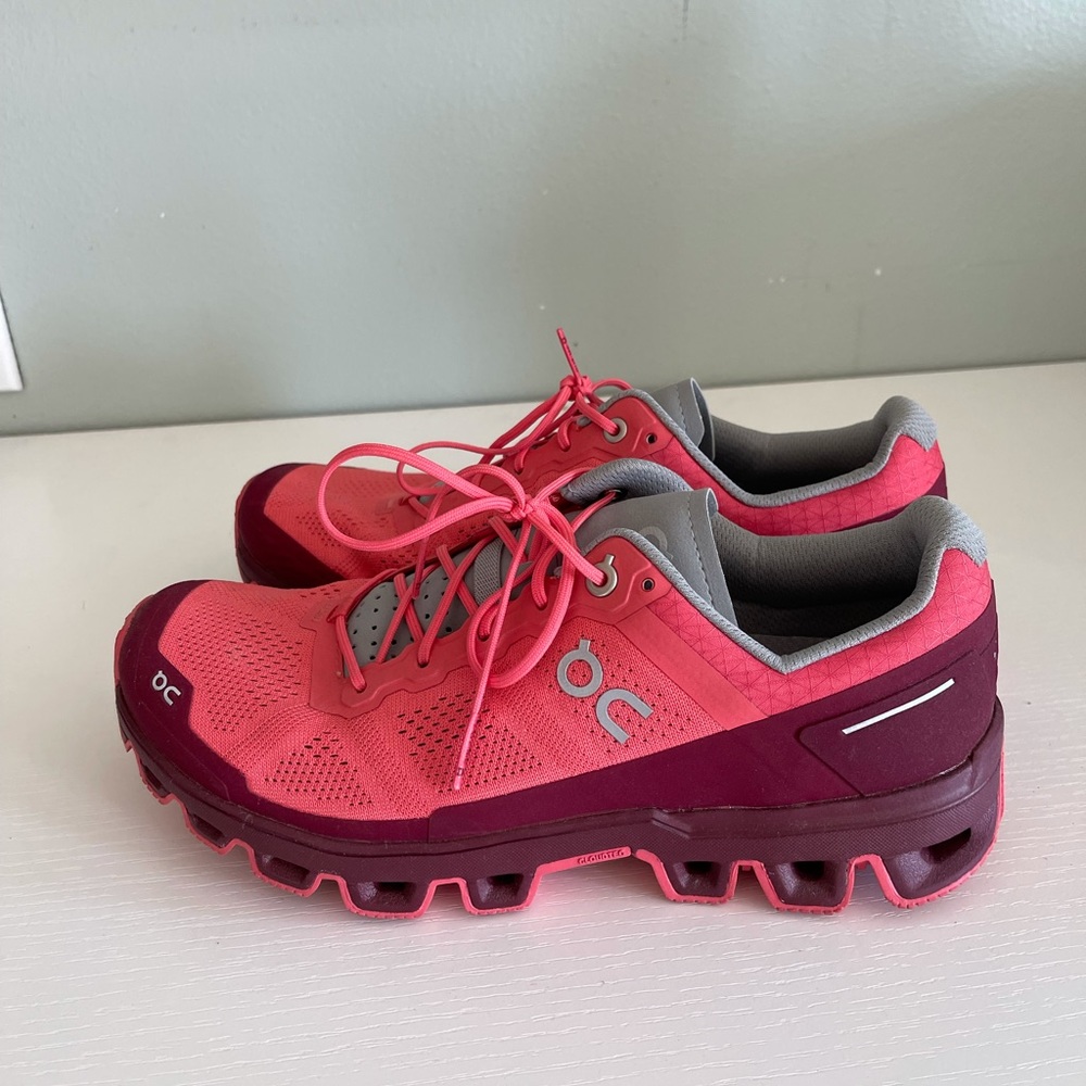 On Cloud Shoes size 8.5 US